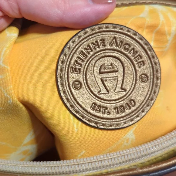 Etienne Aigner 100%  Rattan with Bronze Trim Tote Bag 15” x 9” - Picture 11 of 12